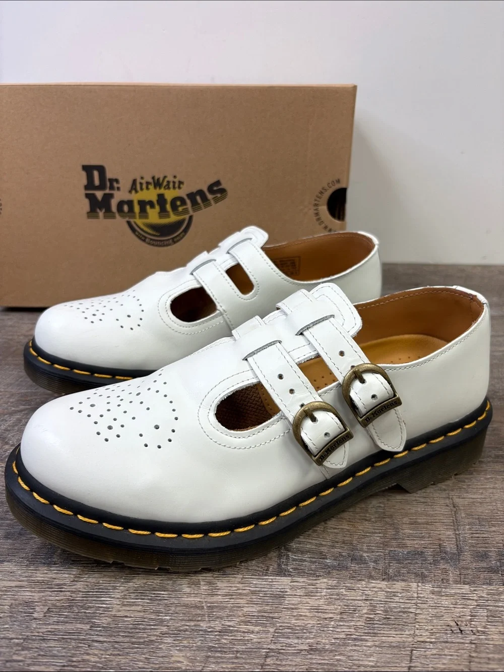 Dr. Martens 8065 Mary Jane White Smooth Leather Shoes Women’s Size 9